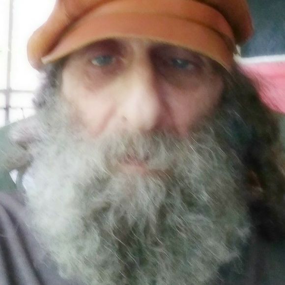 Meet your Posher, Ed - Picture 1 of 1